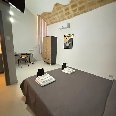 Oda ve Kahvaltı Port'antica Trani